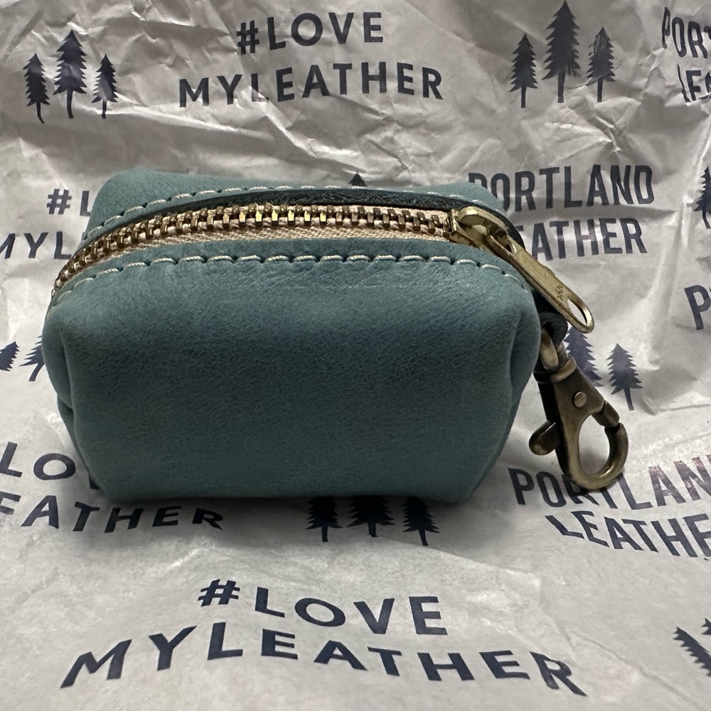 Portland Leather Aqua Dopp Keychain